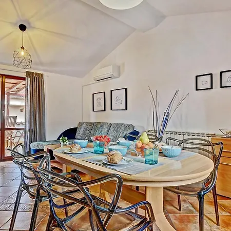 Апартаменты Apartment Adriana *