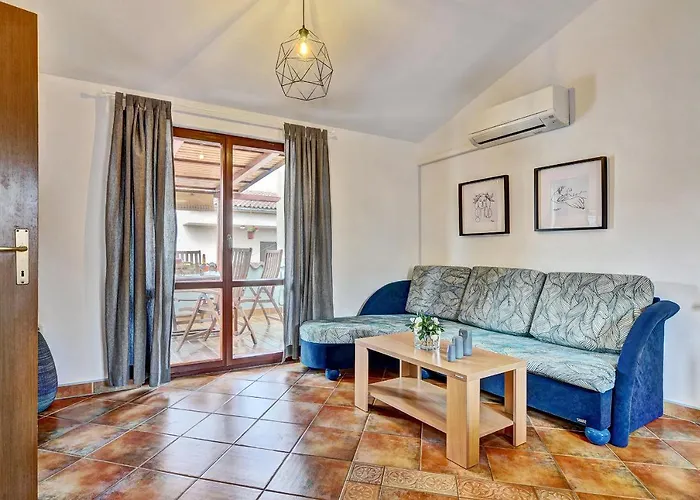 Апартаменты Apartment Adriana Пула